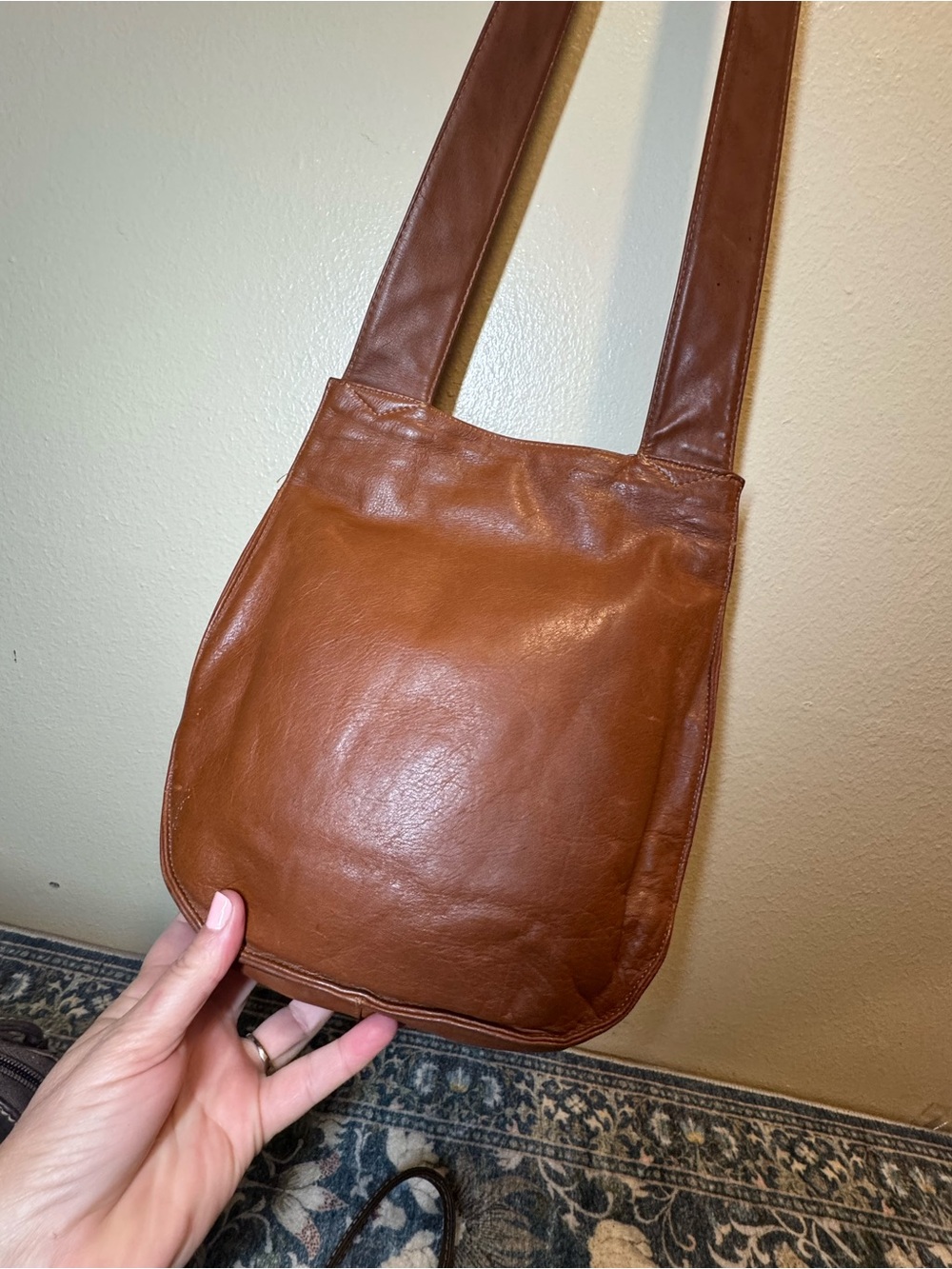 TravelSmith tan leather-trimmed black tote - Picture 2 of 11